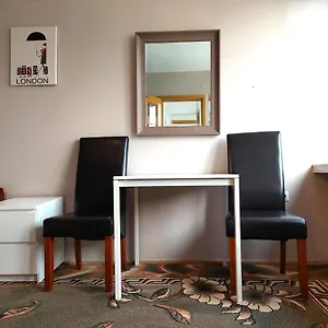 City Center Pitstop Apartament