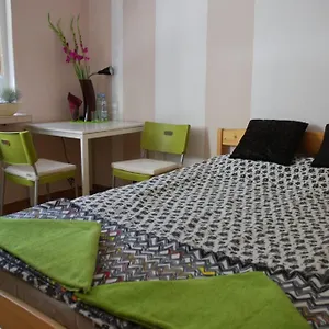 Ubytování v soukromí Lama Rooms, Varšava